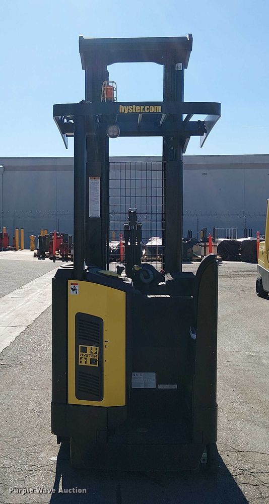 image for item EE5030 2023 Hyster N35ZR3 reach truck