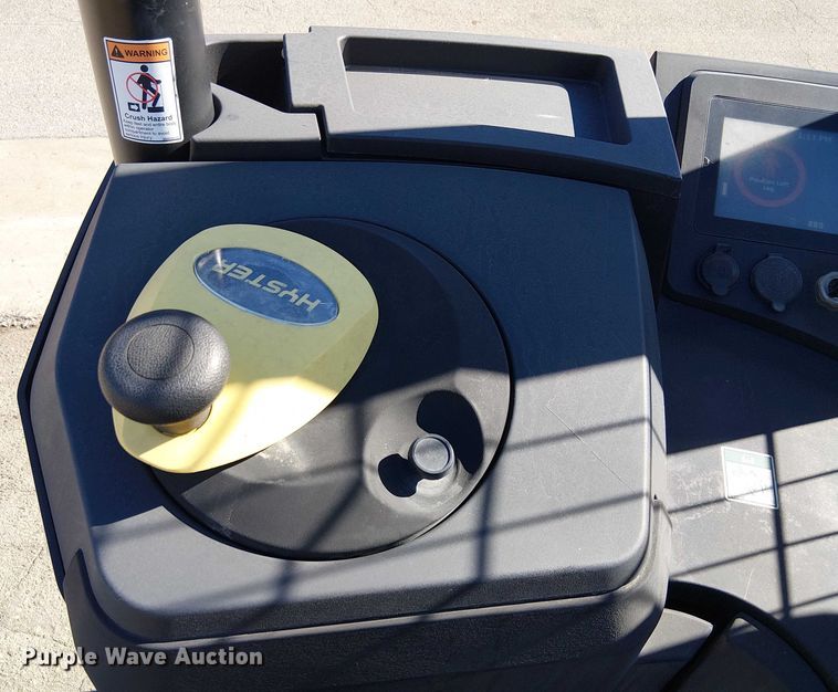 image for item EE5030 2023 Hyster N35ZR3 reach truck