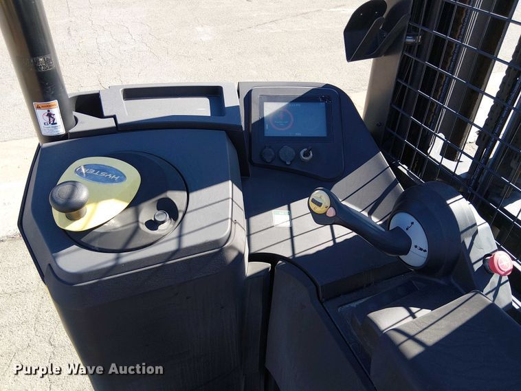 image for item EE5030 2023 Hyster N35ZR3 reach truck