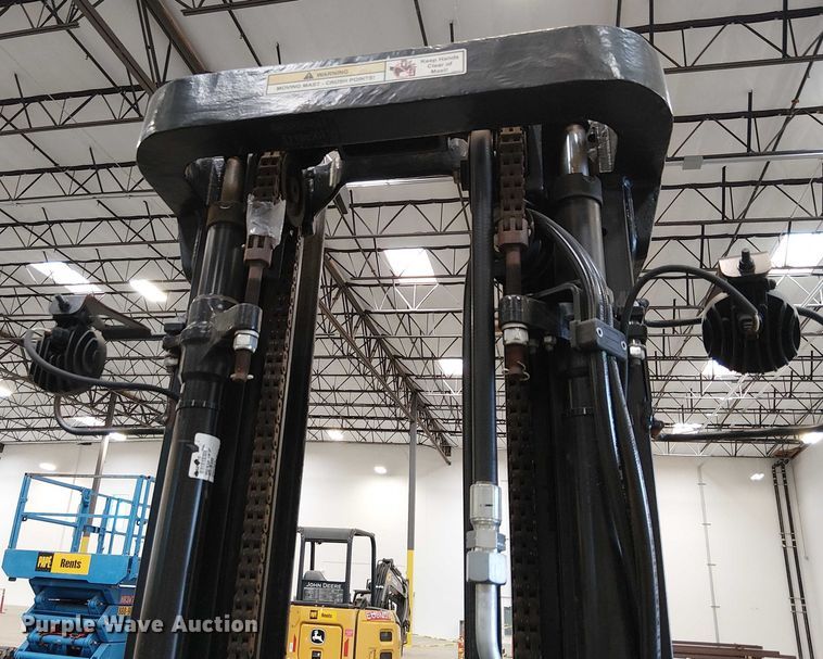 image for item EE5031 2023 Hyster E35HSD3-18 forklift