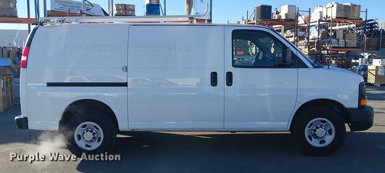 image for item EE5032 2015 Chevrolet Express van