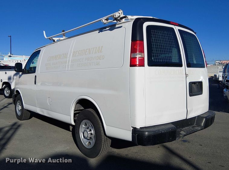 image for item EE5032 2015 Chevrolet Express van