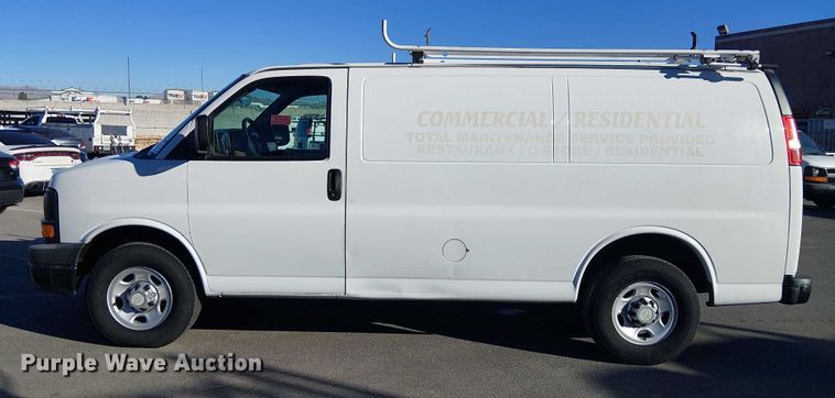 image for item EE5032 2015 Chevrolet Express van