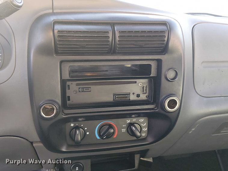 image for item EE5033 2011 Ford Ranger pickup truck