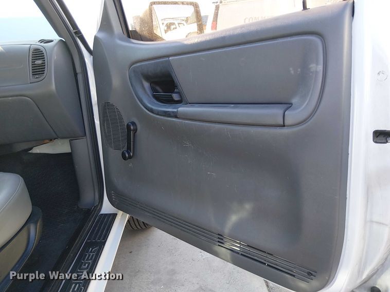 image for item EE5033 2011 Ford Ranger pickup truck