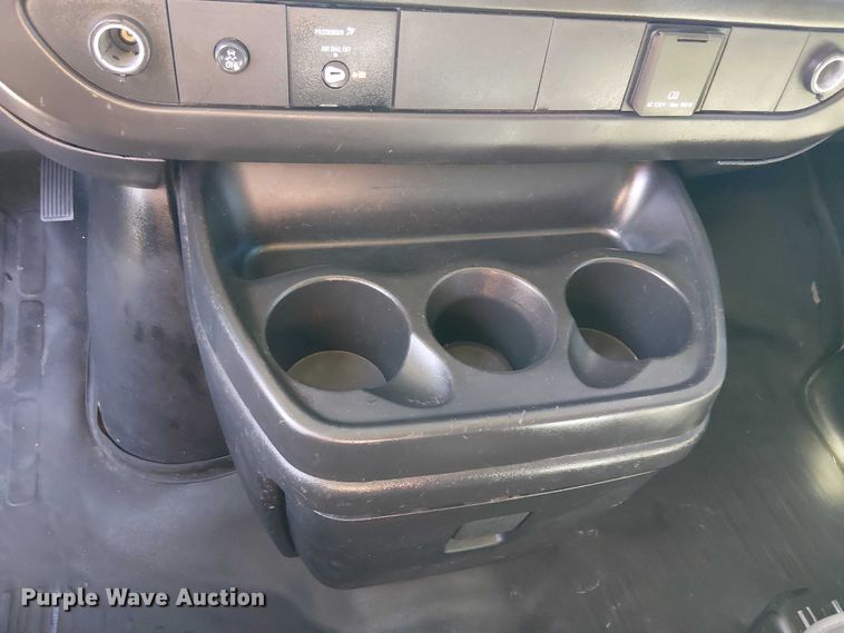 image for item EE5036 2017 Chevrolet Express van