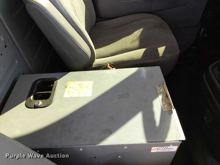 image for item EE5036 2017 Chevrolet Express van