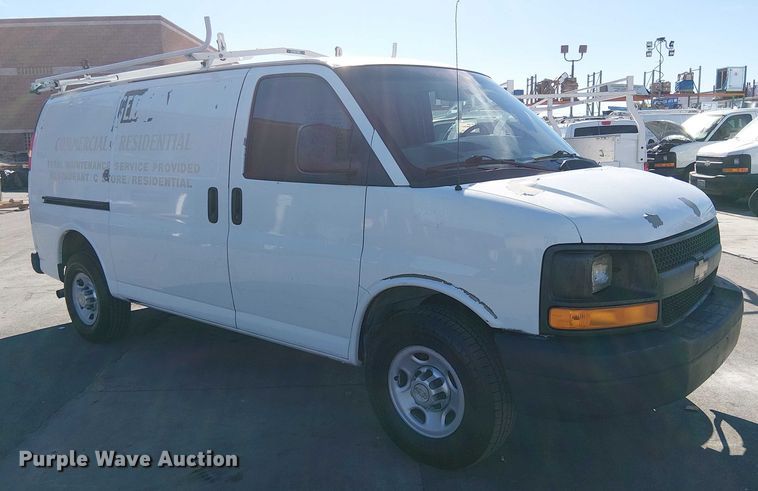 image for item EE5038 2012 Chevrolet Express van