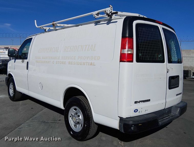 image for item EE5038 2012 Chevrolet Express van