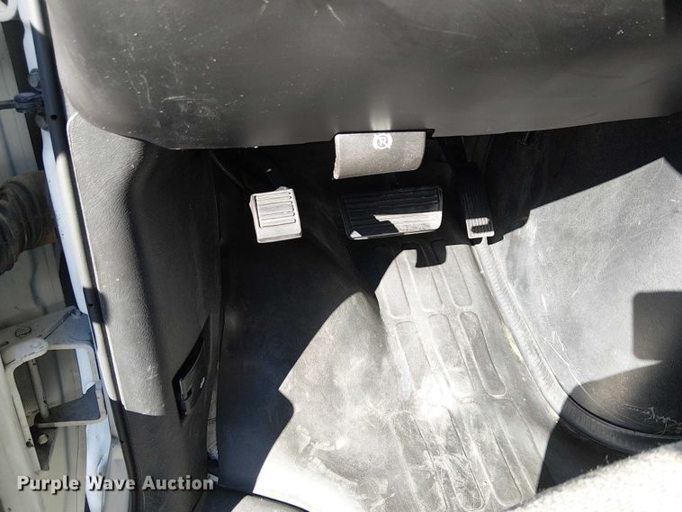 image for item EE5038 2012 Chevrolet Express van