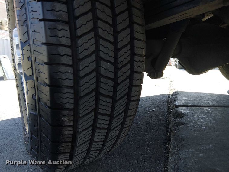 image for item EE5038 2012 Chevrolet Express van