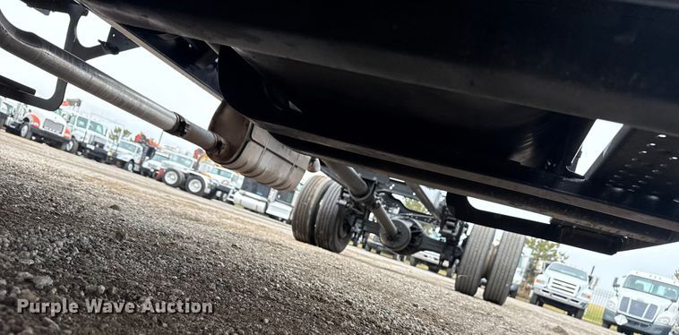 image for item EG1780 2016 Ford F650 Super Duty  truck cab and chassis