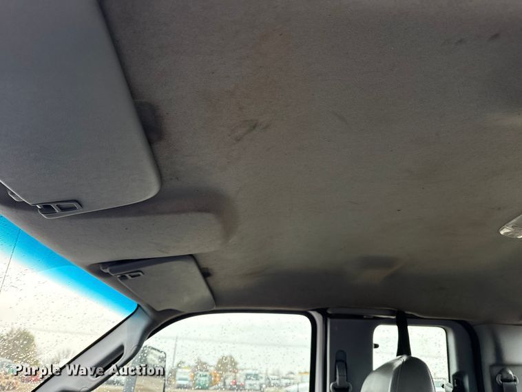 image for item EG1780 2016 Ford F650 Super Duty  truck cab and chassis