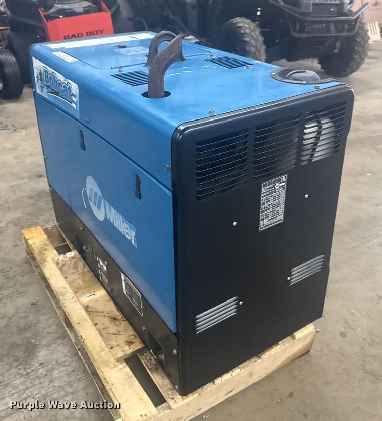 image for item EG1787 Miller Bobcat 225 welder/generator