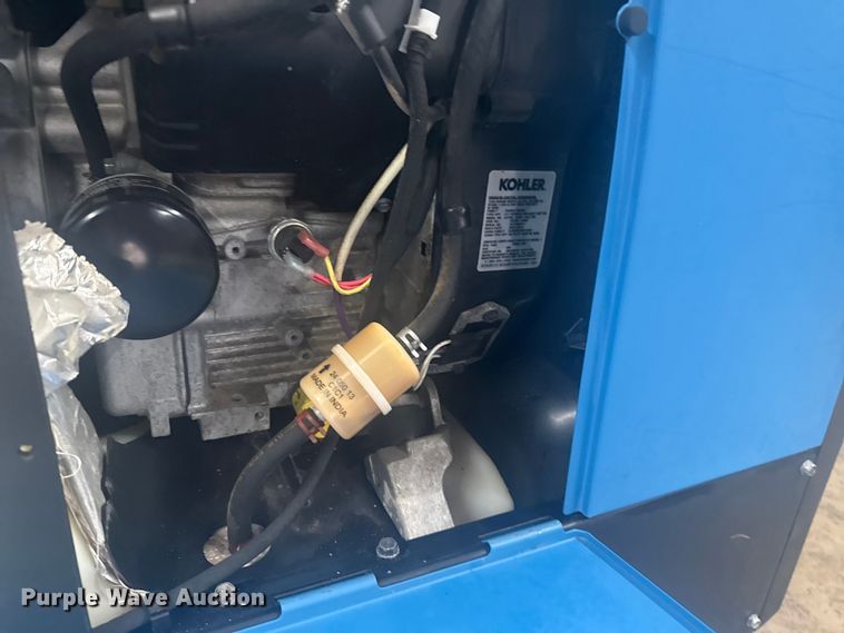 image for item EG1787 Miller Bobcat 225 welder/generator