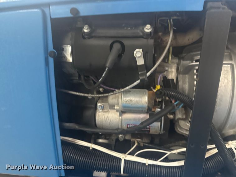image for item EG1787 Miller Bobcat 225 welder/generator