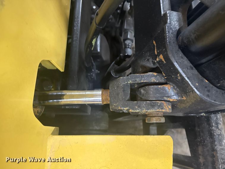 image for item EG1788 1999 Hyster H50XM forklift