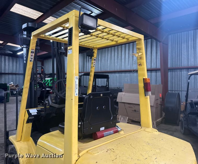 image for item EG1788 1999 Hyster H50XM forklift