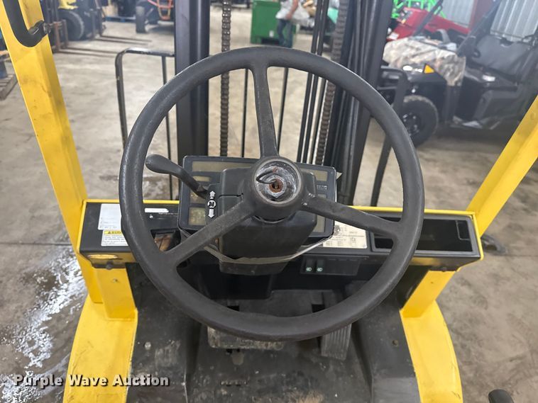 image for item EG1788 1999 Hyster H50XM forklift