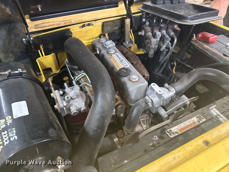 image for item EG1788 1999 Hyster H50XM forklift