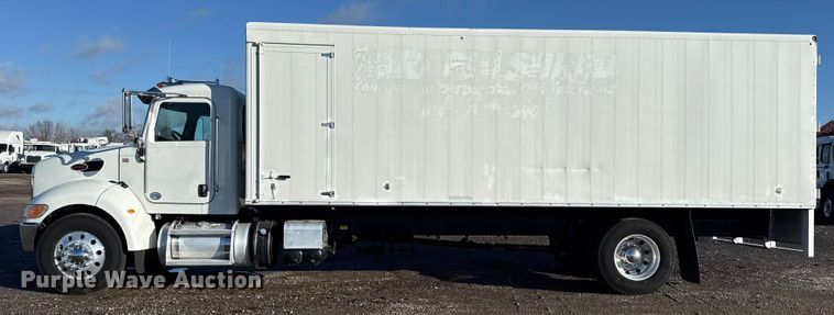 image for item EG1791 2014 Peterbilt 337 box truck