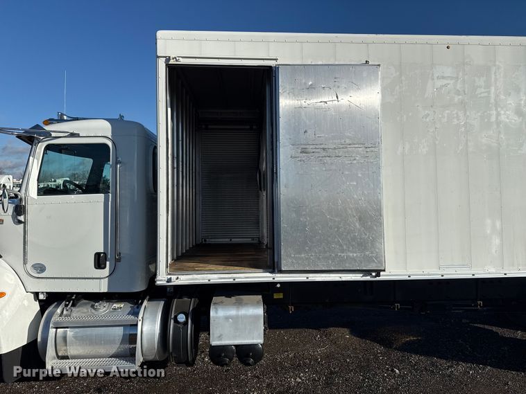 image for item EG1791 2014 Peterbilt 337 box truck