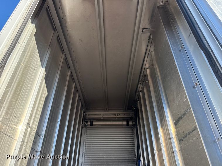 image for item EG1791 2014 Peterbilt 337 box truck