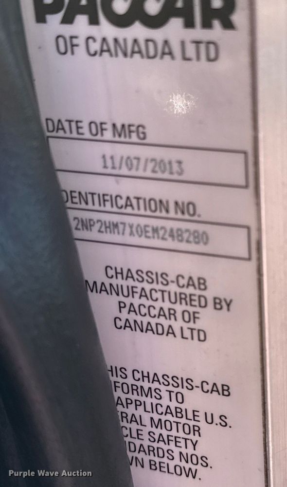 image for item EG1791 2014 Peterbilt 337 box truck