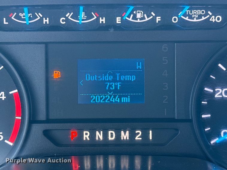 image for item EG1799 2017 Ford F550 Super Duty XL pickup truck cab and chassis