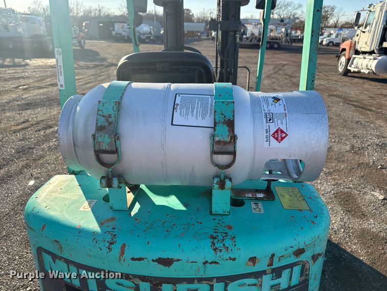 image for item EG1803 Mitsubishi FGC25 forklift