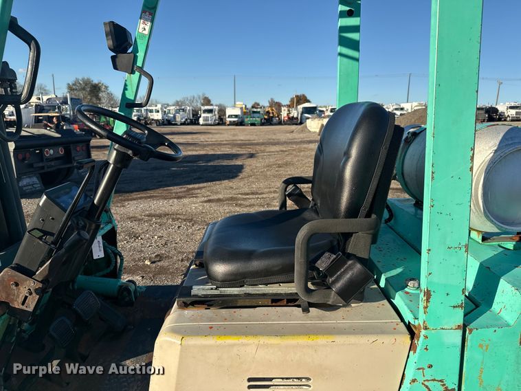 image for item EG1803 Mitsubishi FGC25 forklift