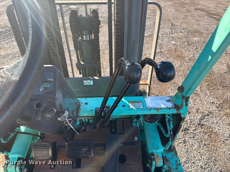 image for item EG1803 Mitsubishi FGC25 forklift
