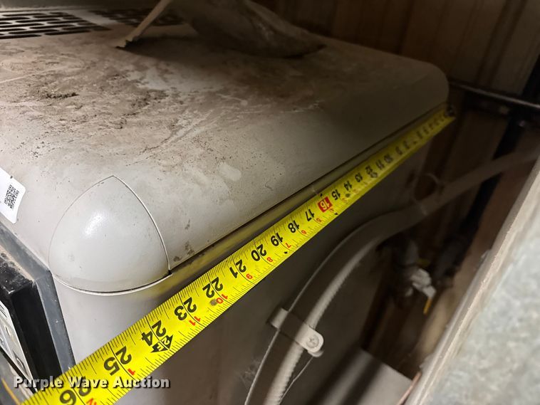 image for item EH7484 2001 Atlas-Copco GA18 air compressor