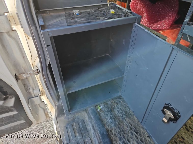 image for item EI8932 2016 Chevrolet Express 2500 van