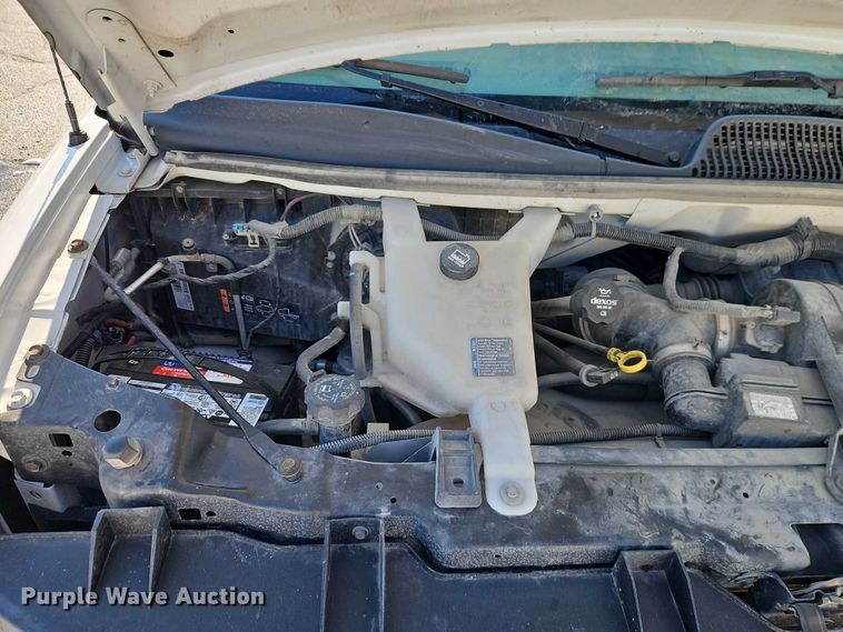 image for item EI8932 2016 Chevrolet Express 2500 van