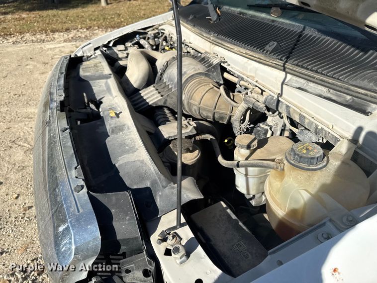 image for item EM2477 2014 Ford E350 Super Duty utility van