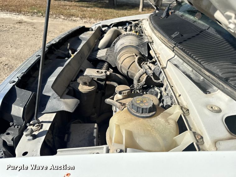 image for item EM2477 2014 Ford E350 Super Duty utility van