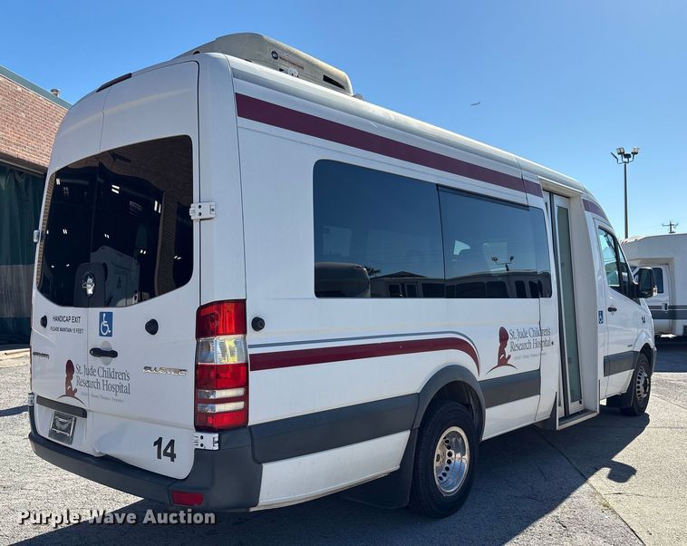 image for item EM6118 2014 Freightliner Sprinter shuttle bus