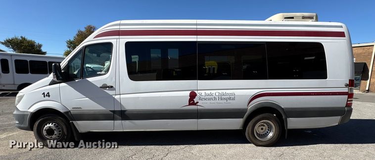 image for item EM6118 2014 Freightliner Sprinter shuttle bus