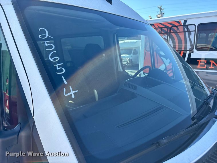 image for item EM6118 2014 Freightliner Sprinter shuttle bus