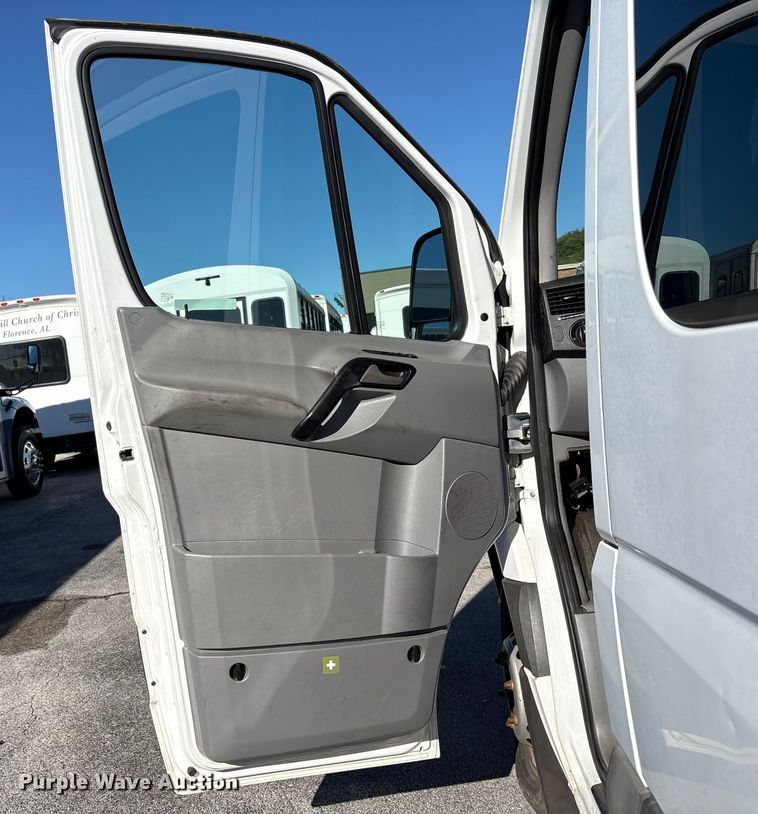 image for item EM6118 2014 Freightliner Sprinter shuttle bus