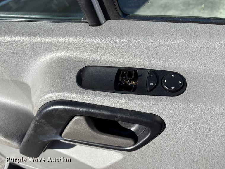 image for item EM6118 2014 Freightliner Sprinter shuttle bus