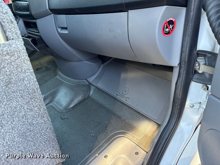 image for item EM6118 2014 Freightliner Sprinter shuttle bus