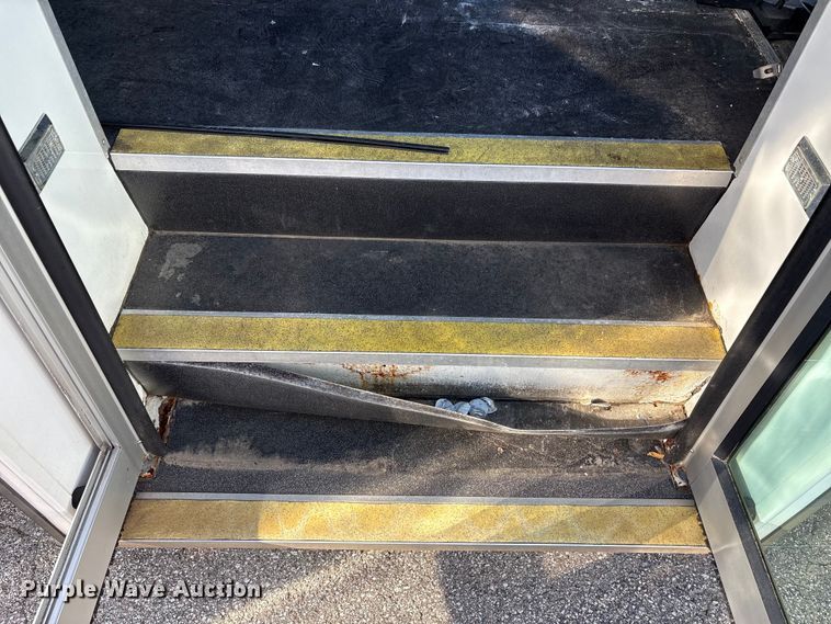 image for item EM6118 2014 Freightliner Sprinter shuttle bus