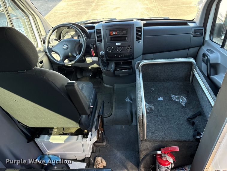 image for item EM6118 2014 Freightliner Sprinter shuttle bus