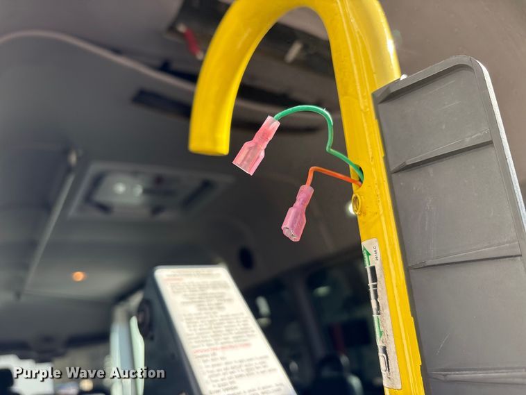 image for item EM6118 2014 Freightliner Sprinter shuttle bus