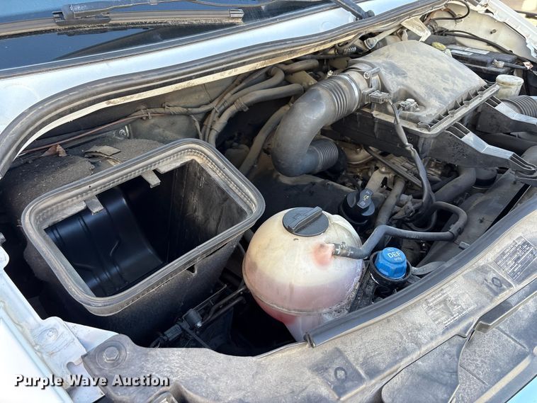 image for item EM6118 2014 Freightliner Sprinter shuttle bus