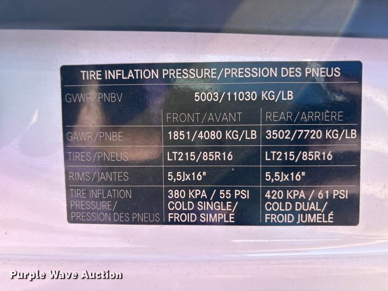 image for item EM6118 2014 Freightliner Sprinter shuttle bus