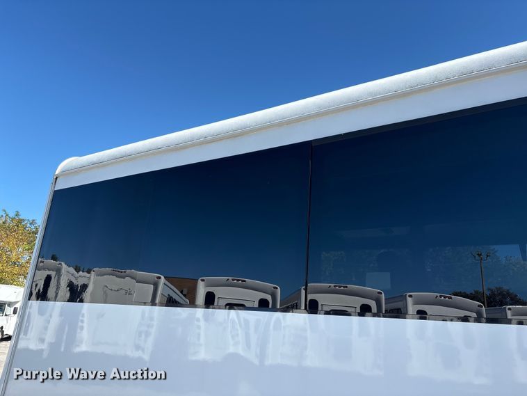 image for item EM6120 2015 Ford F650 shuttle bus