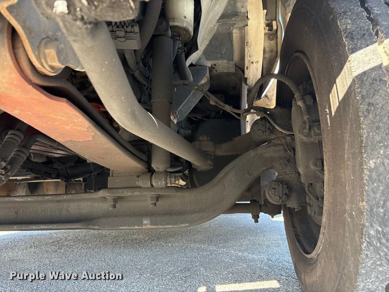 image for item EM6120 2015 Ford F650 shuttle bus